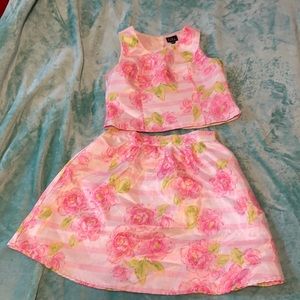 Girl’s sz 10 skirt set
